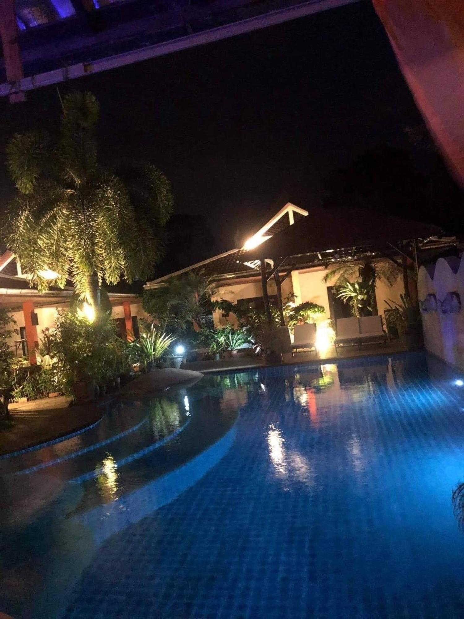 Baan Tropicana หาดแม่น้ำ ภายนอก รูปภาพ
